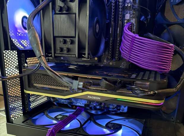 Videocardz: редкую видеокарту AMD Radeon RX 6950 XT нашли в комиссионке за $15