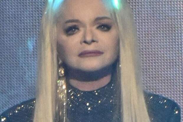 Лариса Долина завершила концерт в Домодедово слезами