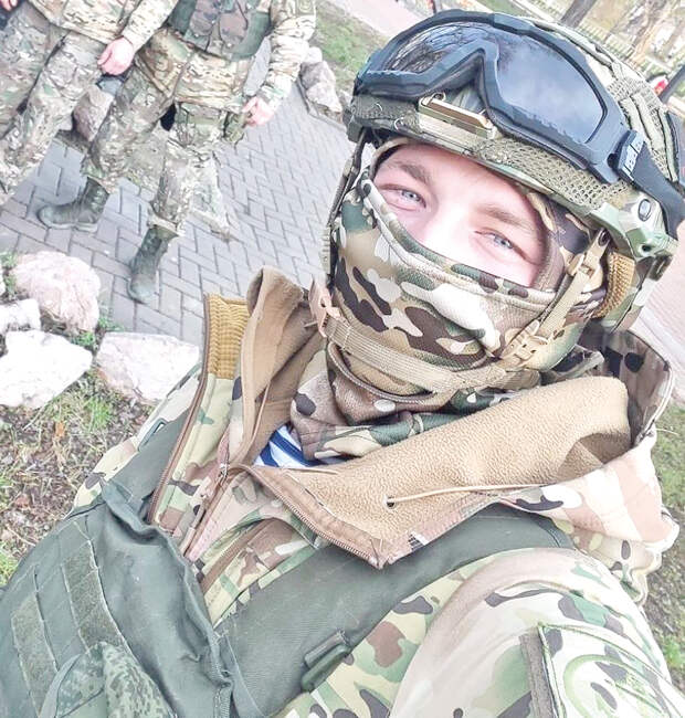 Контузия под Угледаром и признание в любви в военной машине: история бойца с позывным Малой