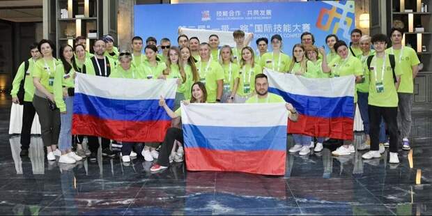Сергей Собянин поздравил победивших на соревнованиях в Китае студентов