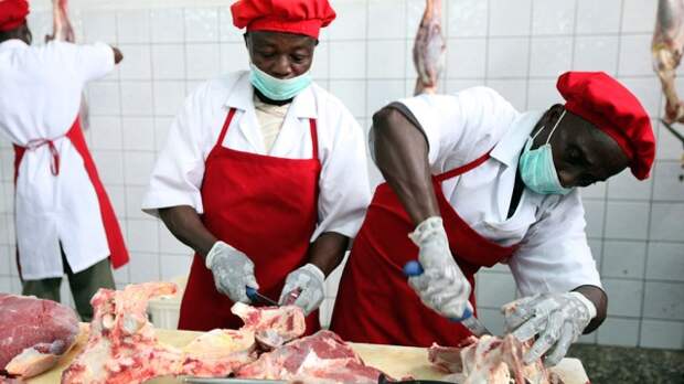 В Нигерии закрыли ресторан, где кормили человеческим мясом. каннибализм, Нигерия, рестораны. НТВ.Ru: новости, видео, программы телеканала НТВ