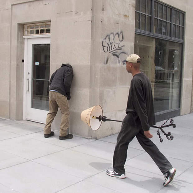 Странные городские скульптуры Марка Дженкинса