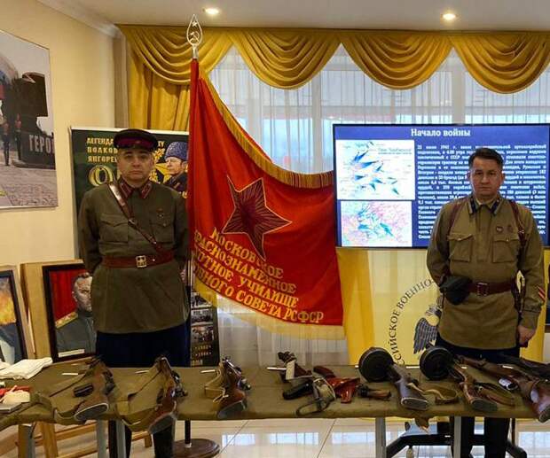 В Москве прошла выставка, посвященная подвигу «Кремлёвских курсантов»