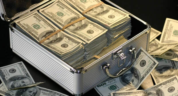 С 30 декабря декларации казахстанских чиновников станут менее подробными