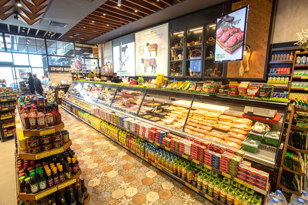 Россиянка побывала в супермаркете Турции и раскрыла цены на продукты