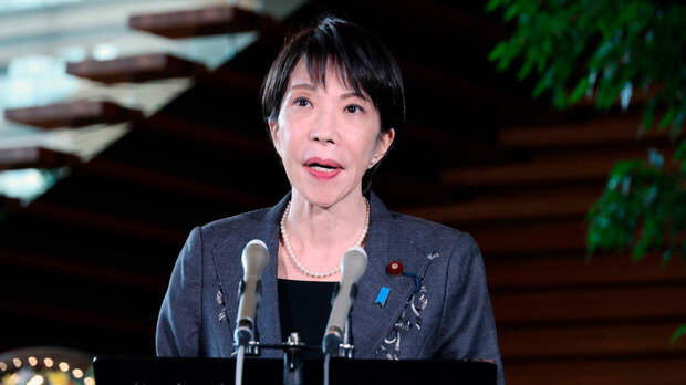 Премьер Японии Такаити переехала жить в замок с привидениями