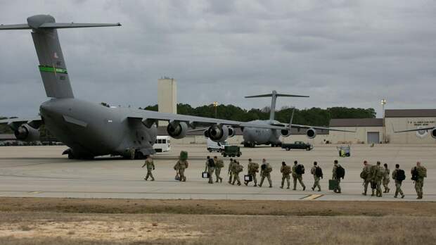 Иран – как ширма. Идет переброска войск США к границам России