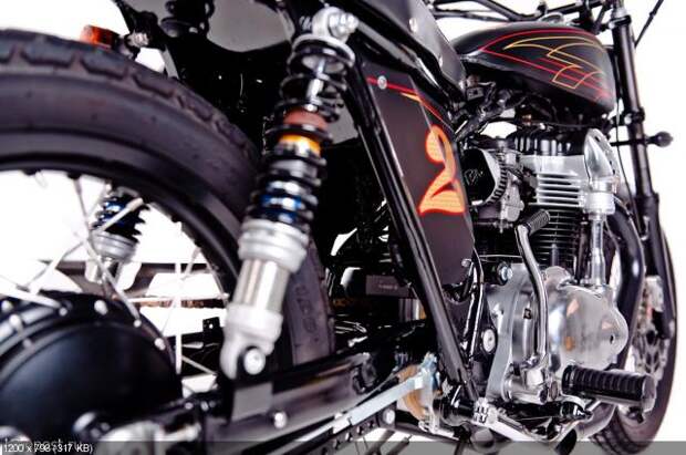 Стрит-трекер Kawasaki W650