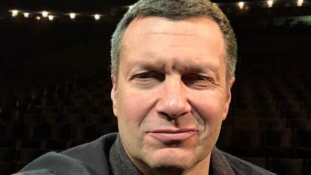 Соловьев назвал нарушителей карантина глупцами и поддержал продление "нерабочей недели"