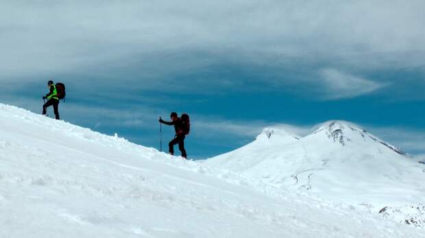 Альпинист из Таганрога пропал во время восхождения на Эльбрус