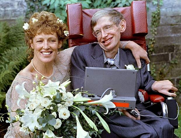 Как первая жена Стивена Хокинга спасла ему жизнь. Удивительная любовь великого ученого