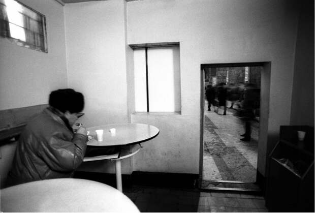 Старейший вокзал страны. Санкт-Петербург, 1995 год. Старейший вокзал страны. Санкт-Петербург, 1995 год.