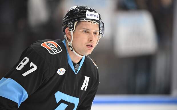 Шипачеву вручили перстень за 1000 очков в КХЛ