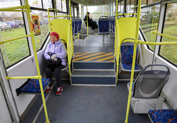  В Краснодаре трамваи четырех маршрутов стоят из-за аварии на путях