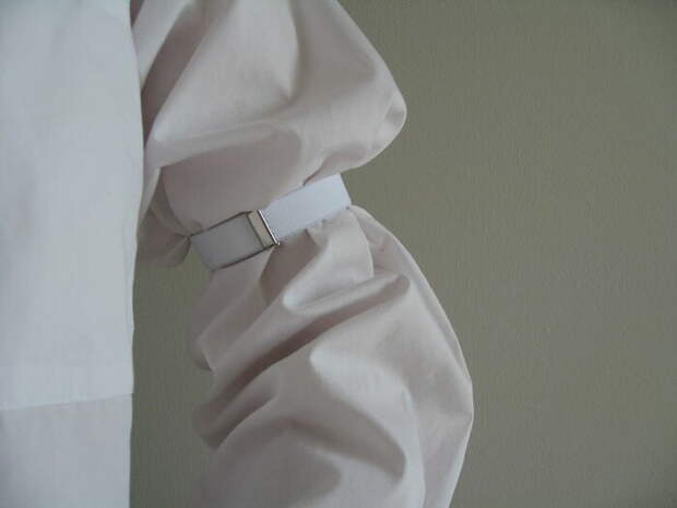 Сегодня подвязки скорее модный аксессуар, чем утилитарный предмет. ¦Фото: petrafosisland.com. Сегодня подвязки скорее модный аксессуар, чем утилитарный предмет. ¦Фото: petrafosisland.com.