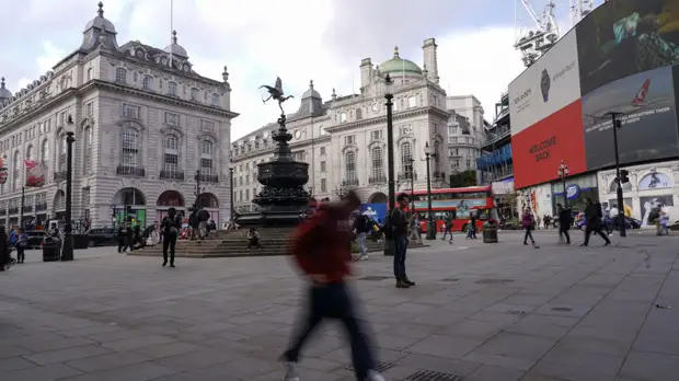 В Британии за сутки выявили более 38 тысяч случаев коронавируса