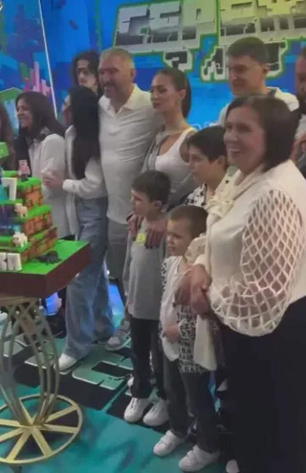 День рождения сына Александра Овечкина и Анастасии Шубской