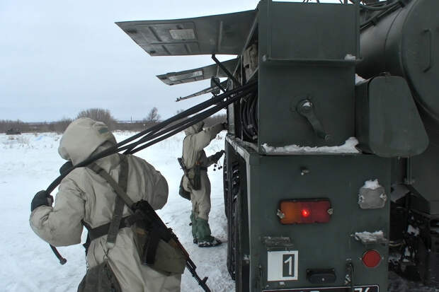 Инженеры ЦВО отработали РХБ разведку местности в Башкирии