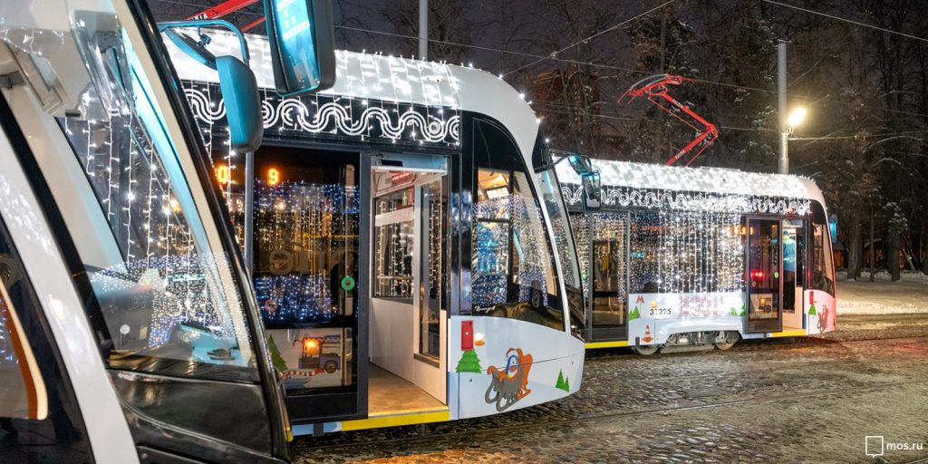 В рождественскую ночь городской транспорт будет работать дольше обычного. Фото: mos.ru
