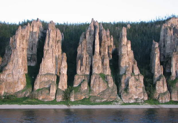 Ленские столбы. Якутия. Россия. Красивое фото