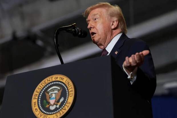 После «победы» над Ираном Трамп заскучал, планируя заняться чем-нибудь ещ