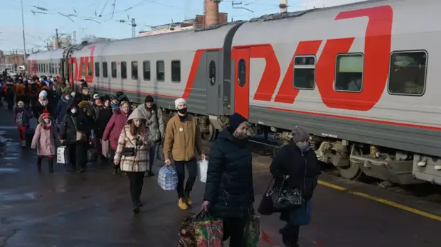 За сутки в ПВР Ростовской области разместили 2,3 тысячи беженцев из Донбасса