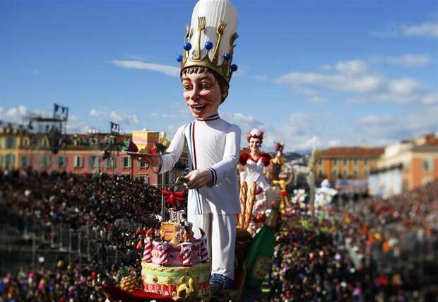 От Бразилии до Сербии: 17 фотографий с самых ярких карнавалов планеты