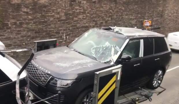 Шотландский мост превратил несколько Ranger Rover в кабриолеты