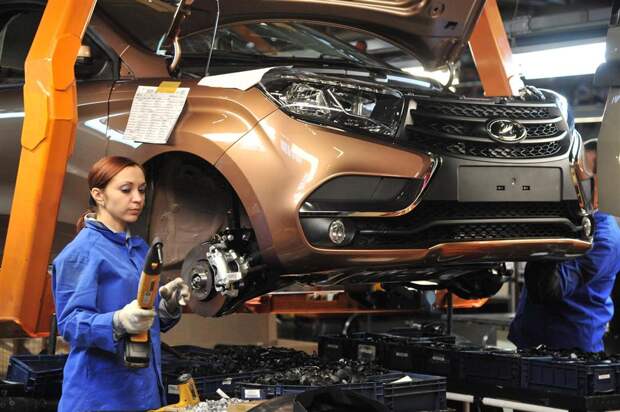 Заказы на LADA Vesta и XRAY расписаны до конца апреля