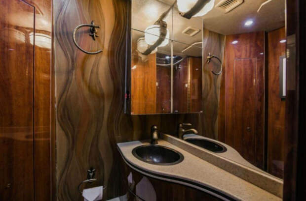 Самый дорогой автодом в мире