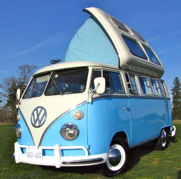 Уникальный Volkswagen Hippie Bus 1964 года продают на аукционе (25 фото+2 видео) Уникальный Volkswagen Hippie Bus 1964 года продают на аукционе (25 фото+2 видео)