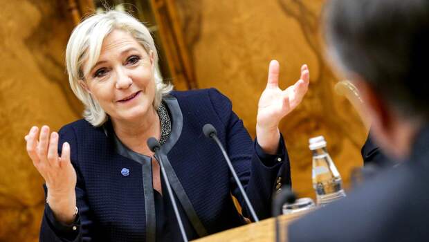 Ле Пен выступила против отправки военных инструкторов Франции на Украину