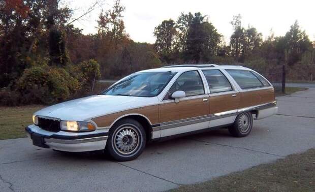 2. Buick Roadmaster Estate авто, надёжные автомобили