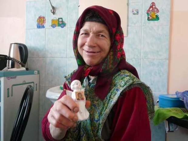 Таежная отшельница Агафья Лыкова ищет себе помощницу по хозяйству