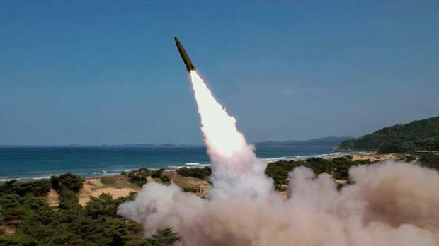 В КНДР провели тестовый запуск баллистической ракеты с новым наведением