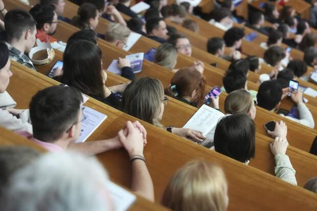 Накачали стресс: более чем у 20% первокурсников низкая психическая устойчивость