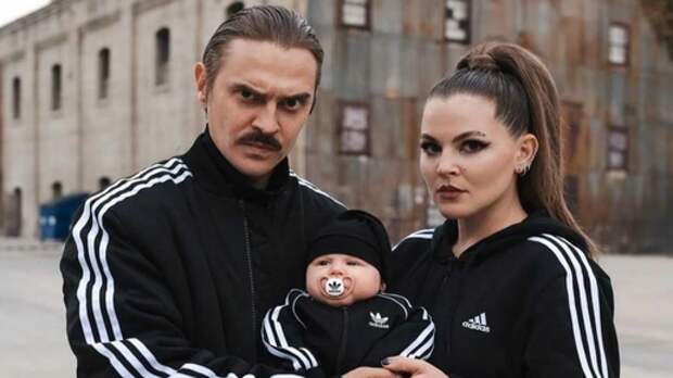 Улетели ругать страну — приземлились без штанов. Чем обернулась эмиграция Little Big