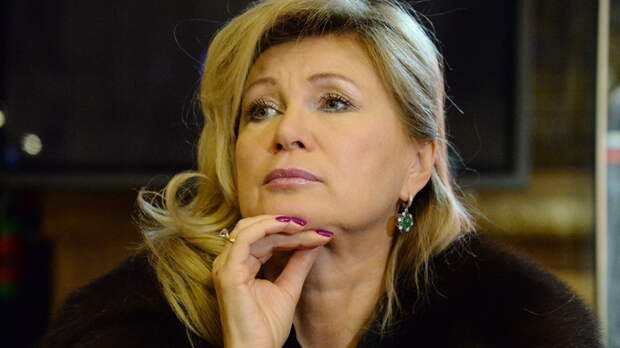 Отдал Крым? Участь предателей всегда плачевна: Вика Цыганова пословицей ответила Шнурову