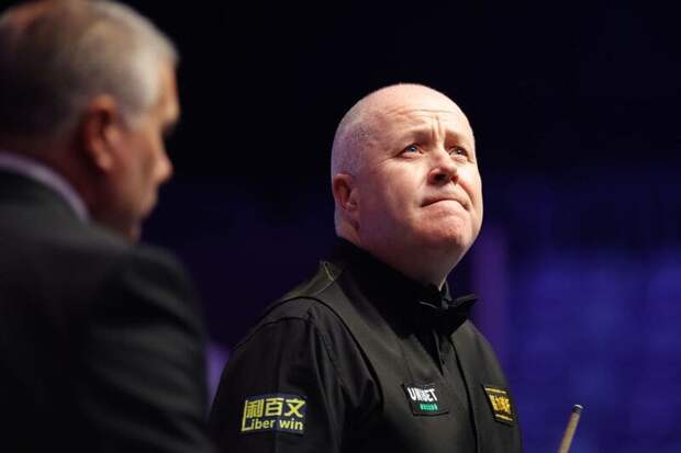 Джон Хиггинс допустил фатальную ошибку в четвертом фрейме (фото: WST)