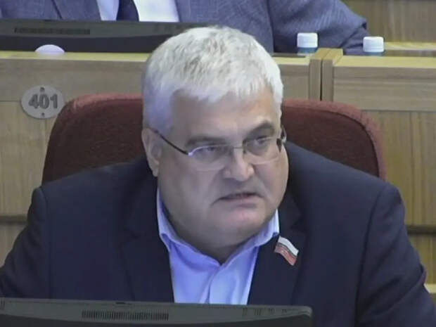 Депутат обвинил чиновников в нарушении Конституции, но «вопрос» замяли: в Новосибирской области продолжают убивать скот в подворьях