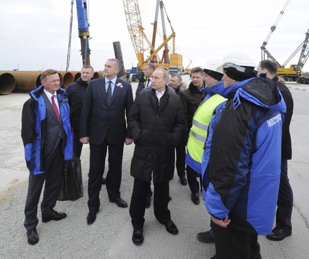 Украинский дипломат: Россияне не смогут построить Керченский мост