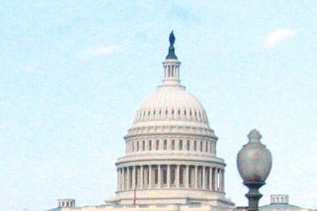 Власти США призвали своих граждан найти укрытия после удара по аэропорту в Судане
