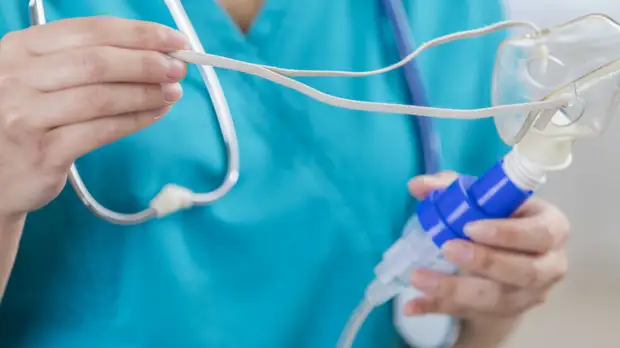 Раненного при обстреле Донецка ребёнка прооперировали