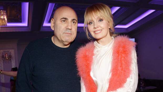 Иосиф Пригожин высказался о браке с Валерией: «Как пацан влюблён в неё»