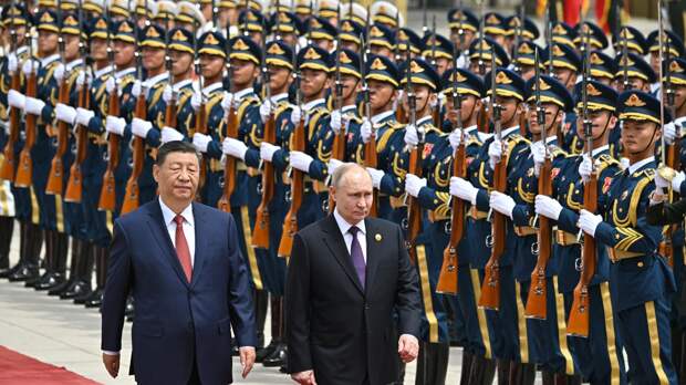 "Перекроил регион": иранское пламя уже близко. Россия и Китай во всеоружии