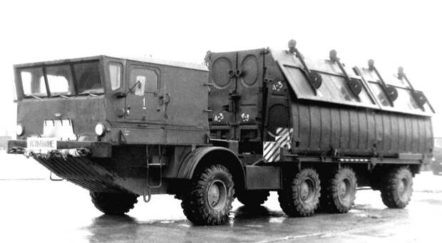 Понтонный автомобиль парка ПП-91 на шасси БАЗ-135МБЛ (из архива 21 НИИЦ)