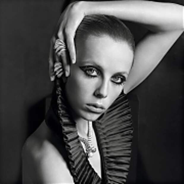 Эди Кэмпбелл — Фотосессия для «Vogue» FR 2015