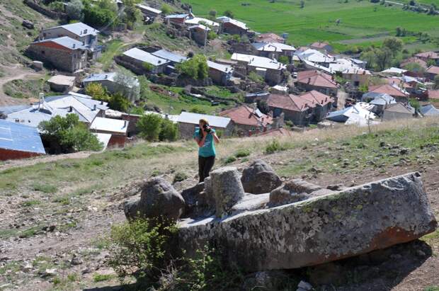 Фото взято с сайта: https://turkisharchaeonews.net/object/fasıllar-monument