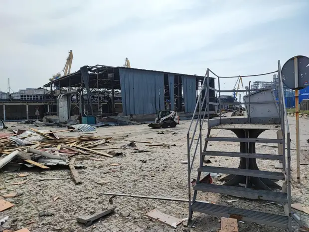 Эксперт: Украина хотела стать Европой, но превратилась в Африку