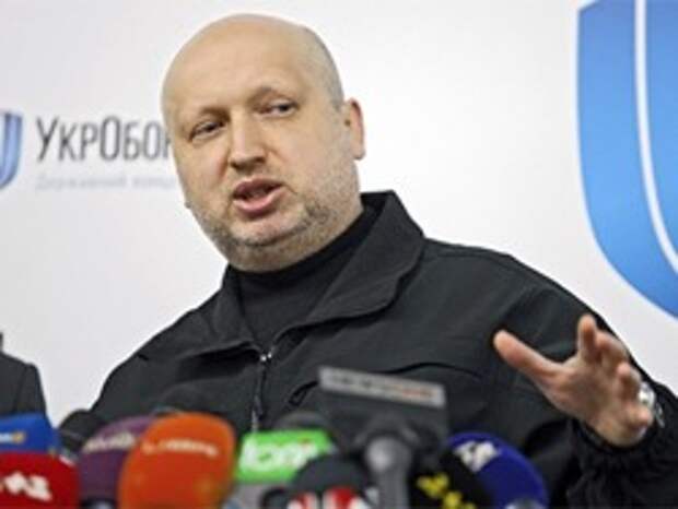Турчинов заявил о возможности начала полномасштабных боевых действий в Донбассе